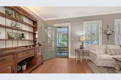 1751 Floyd Street, Sarasota, FL 34239 - Photo 6