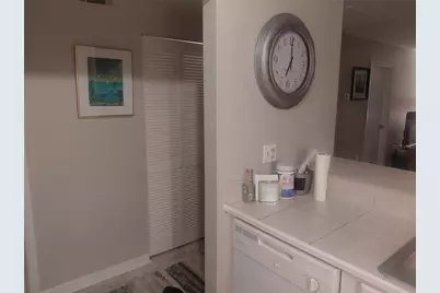 85 SE 16th Avenue #F302, Gainesville, FL 32601 - Photo 16