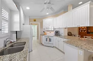 7772 Camminare Dr, Sarasota, FL 34238 - Photo 6