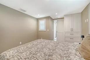 6140 Midnight Pass Rd, Sarasota, FL 34242 - Photo 30