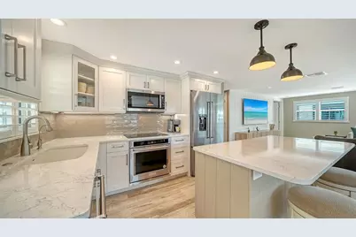 6140 Midnight Pass Road #B6, Sarasota, FL 34242 - Photo 18