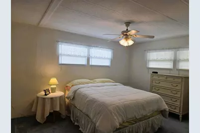 3225 Sweet Gum Terrace, Sarasota, FL 34237 - Photo 16