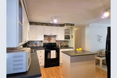 3225 Sweet Gum Terrace, Sarasota, FL 34237 - Photo 12