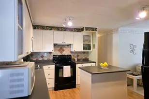 3225 Sweet Gum Terrace, Sarasota, FL 34237 - Photo 12