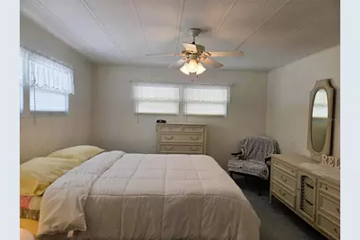 3225 Sweet Gum Terrace, Sarasota, FL 34237 - Photo 18