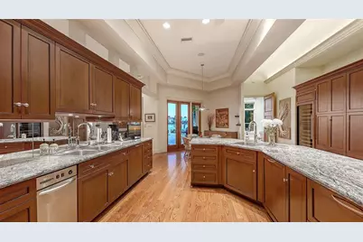 316 W Royal Flamingo Drive, Sarasota, FL 34236 - Photo 26
