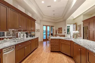 316 W Royal Flamingo Dr, Sarasota, FL 34236 - Photo 26