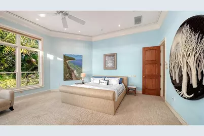 316 W Royal Flamingo Drive, Sarasota, FL 34236 - Photo 38