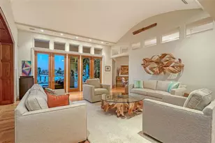 316 W Royal Flamingo Dr, Sarasota, FL 34236 - Photo 12