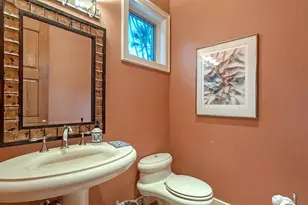 316 W Royal Flamingo Dr, Sarasota, FL 34236 - Photo 48