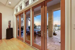 316 W Royal Flamingo Dr, Sarasota, FL 34236 - Photo 14