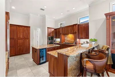 4125 Causeway Vista Drive, Tampa, FL 33615 - Photo 10