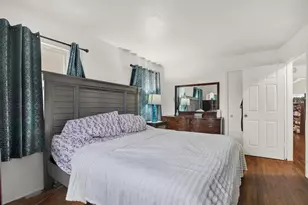 911 29th St N, Saint Petersburg, FL 33713 - Photo 12