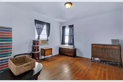 911 29th Street N, Saint Petersburg, FL 33713 - Photo 16