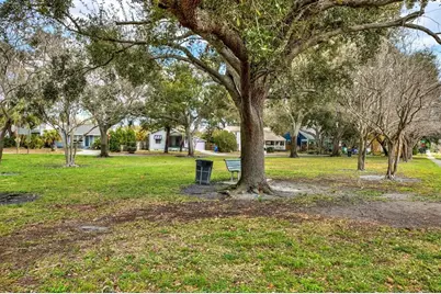 911 29th Street N, Saint Petersburg, FL 33713 - Photo 46
