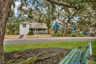 911 29th St N, Saint Petersburg, FL 33713 - Photo 44