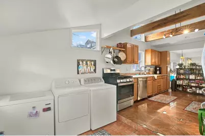 911 29th Street N, Saint Petersburg, FL 33713 - Photo 10