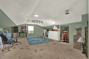 911 29th St N, Saint Petersburg, FL 33713 - Photo 22