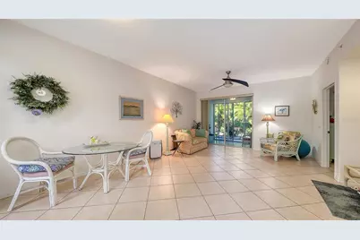 4205 Castlebridge Lane #1112, Sarasota, FL 34238 - Photo 6