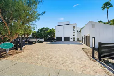 450 Beach Road #3, Sarasota, FL 34242 - Photo 2