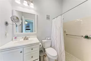 4006 36th Ave Dr W, Bradenton, FL 34205 - Photo 16