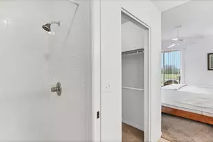 9610 Club S Cir, Sarasota, FL 34238 - Photo 20