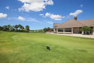 9610 Club S Cir, Sarasota, FL 34238 - Photo 38