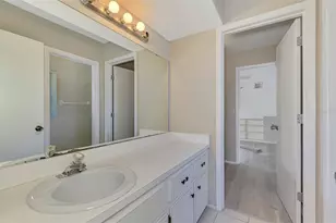 984 N Beneva Rd, Sarasota, FL 34232 - Photo 30