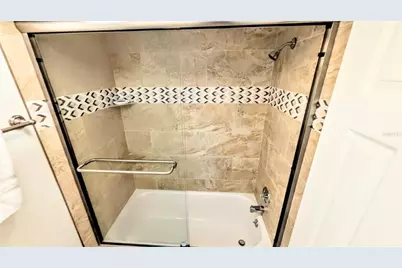 3240 Gulf Of Mexico Drive #B504, Longboat Key, FL 34228 - Photo 16