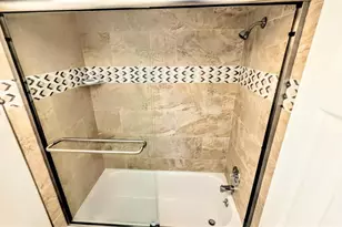 3240 Gulf of Mexico Dr, Longboat Key, FL 34228 - Photo 16