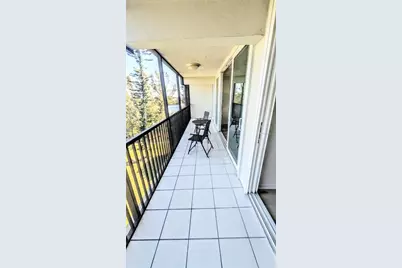 3240 Gulf Of Mexico Drive #B504, Longboat Key, FL 34228 - Photo 10