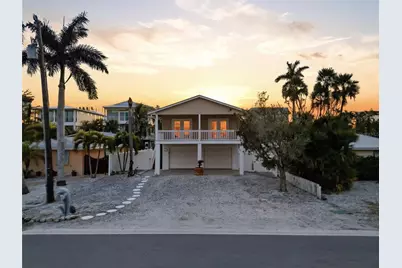 2112 Avenue B, Bradenton Beach, FL 34217 - Photo 38