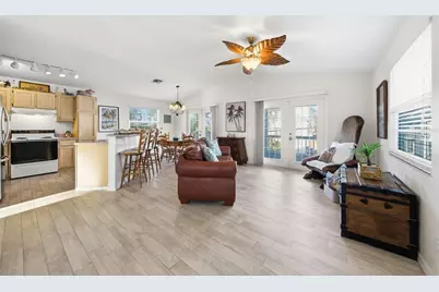 2112 Avenue B, Bradenton Beach, FL 34217 - Photo 10