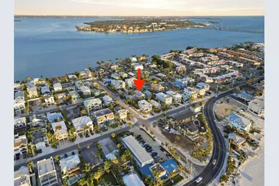2112 Avenue B, Bradenton Beach, FL 34217 - Photo 30