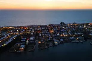 2112 Avenue B, Bradenton Beach, FL 34217 - Photo 42