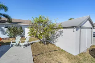 3315 Fry St, Sarasota, FL 34239 - Photo 4