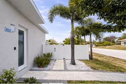 4524 Riverwood Avenue, Sarasota, FL 34231 - Photo 2