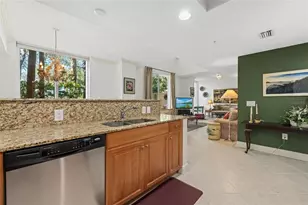 800 N Tamiami Trail, Sarasota, FL 34236 - Photo 12