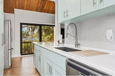 208 Pass Key Road #208, Sarasota, FL 34242 - Photo 10