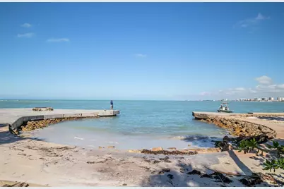 208 Pass Key Road #208, Sarasota, FL 34242 - Photo 2