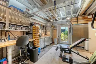 547 N Shore Dr, Sarasota, FL 34234 - Photo 52