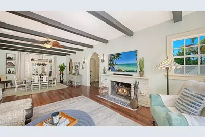 547 N Shore Drive, Sarasota, FL 34234 - Photo 12