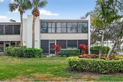 521 Lakeside Drive #521, Bradenton, FL 34210 - Photo 2