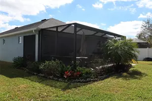 2535 Fireflag Ln, Sarasota, FL 34232 - Photo 16