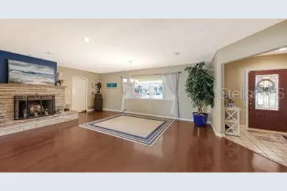 844 Magellan Drive, Sarasota, FL 34243 - Photo 8