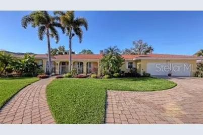 844 Magellan Drive, Sarasota, FL 34243 - Photo 1