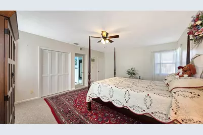 844 Magellan Drive, Sarasota, FL 34243 - Photo 6