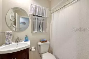 844 Magellan Dr, Sarasota, FL 34243 - Photo 18