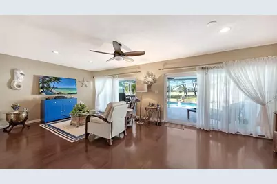 844 Magellan Drive, Sarasota, FL 34243 - Photo 18