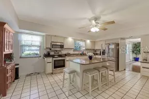 844 Magellan Dr, Sarasota, FL 34243 - Photo 12